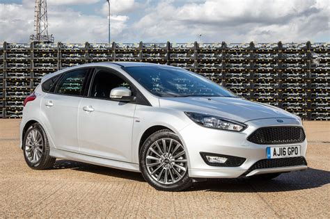 ford focus st   review  car magazine