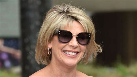 This Morning S Ruth Langsford Just Wore An Amazing £14 Marks And Spencer