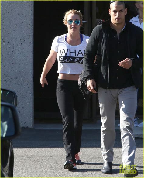 Britney Spears Flashes Rock Hard Abs After Dance Rehearsal Photo