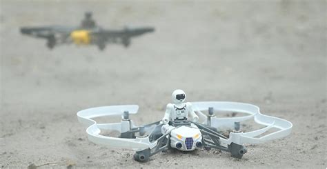parrot airborne cargo drone mars bialo szary drony sklep komputerowy  kompl