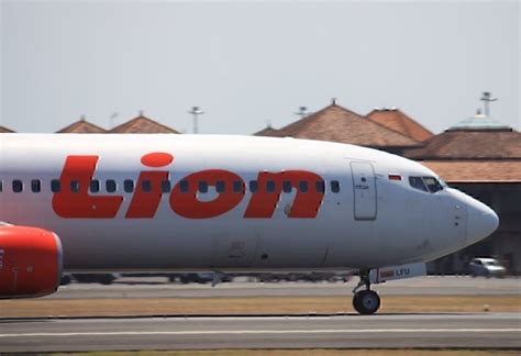 lion air investigates initial public offering possibility simple flying