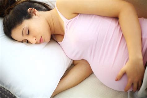 8 bizarre pregnancy dreams and what they really mean fox news