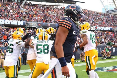 Beating The Packers Could Be A Fitting Final Argument For Bears Qb