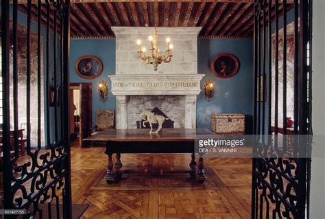 Louis Xiii Room Chateau De La Roche Courbon Saintporchaire France