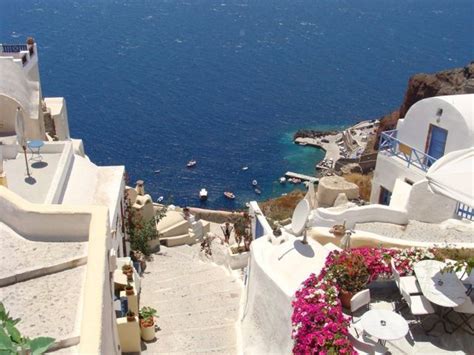 7 Reasons You Need To Visit Santorini Sunday Chapter Visiting