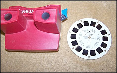Vintage Gaf 3 D View Master 7105 Handheld Slide Viewers At Daryls