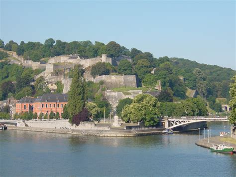 filela citadelle de namurjpg wikimedia commons