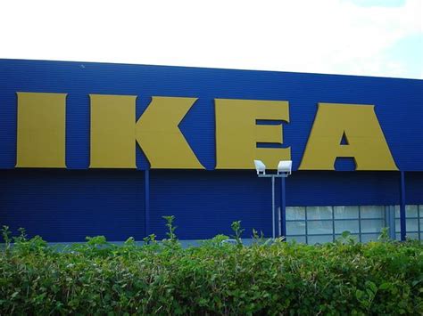 Ikea Removes Lesbian Couple From Its Russian Catalogs