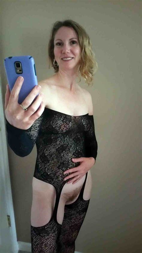 nude milf selfies archives wifebucket offical milf blog