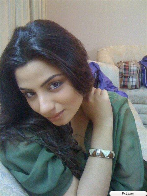 sexy photos of maria zahid full hot hd wallpapers and pictures gallery pakistani actress model