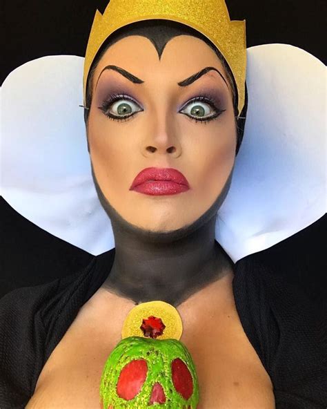 Pin By Treva Braley On Halloweenie Disney Makeup Evil Queen Makeup