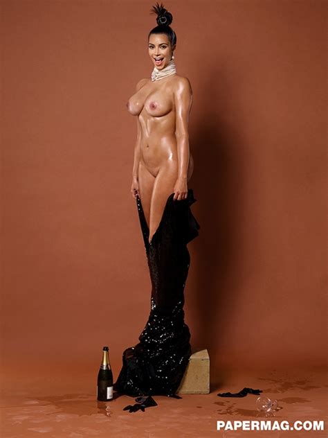 Kim Kardashian Naked In Paper Mag 02 Cr1415860959822