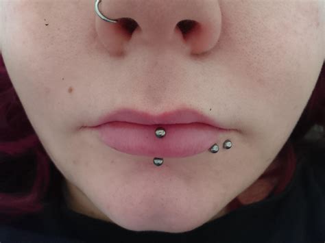 vertical labret  crooked rpiercingadvice