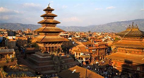 Kathmandu Earthquake Damaged Tourist Places Airport Shut