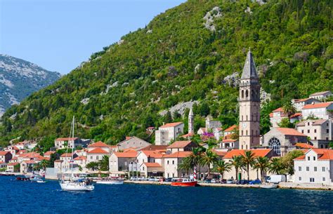 places  visit  montenegro   map touropia
