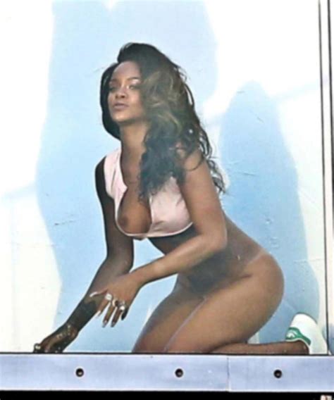 rihanna naked pictures leaked again scandal planet