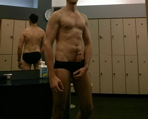 flaunting in the locker room page 87 lpsg