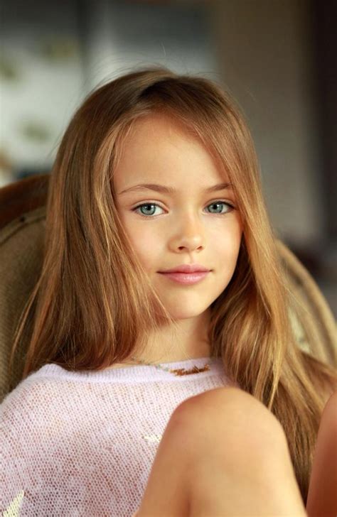 Se Llama Kristina Pímenova Tiene 9 Años Y Es La Niña Más