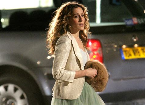 Sarah Jessica Parker Confirms Sex And The City S Return With Teaser