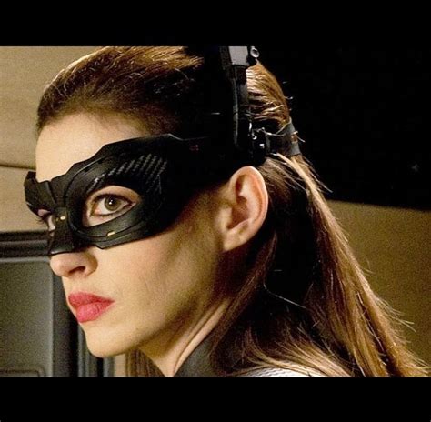 Anne Hathaway Catwoman アンハサウェイ