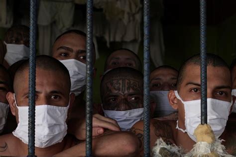 El Salvador Prosecutors Search Prisons In Pact Investigation 680 News