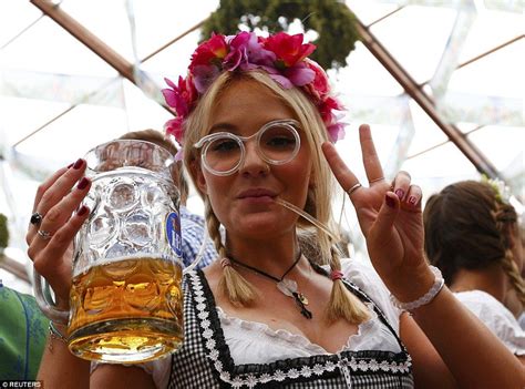 oktoberfest munich 2015 world s largest beer festival facts and photo