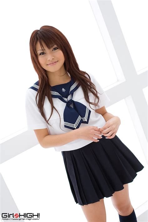 ryo kanesaki japanese gravure idol sexy school girl uniform fashion