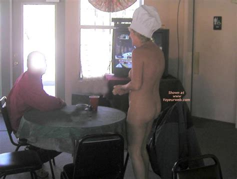 the naked chef november 2002 voyeur web