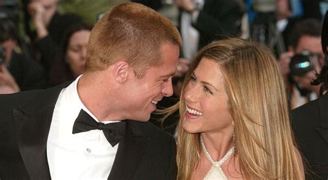 Jennifer Aniston And Brad Pitt Wedding Facts Popsugar Celebrity