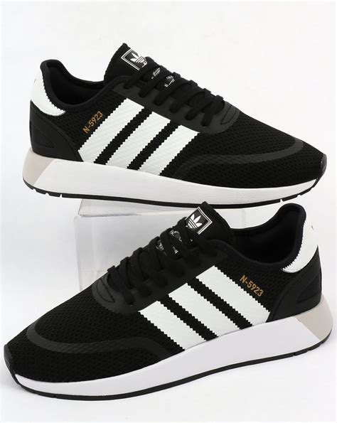 adidas   trainers blackwhite  casual classics