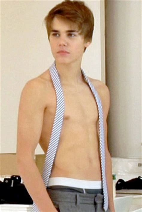 justin bieber sexy shirtless pic