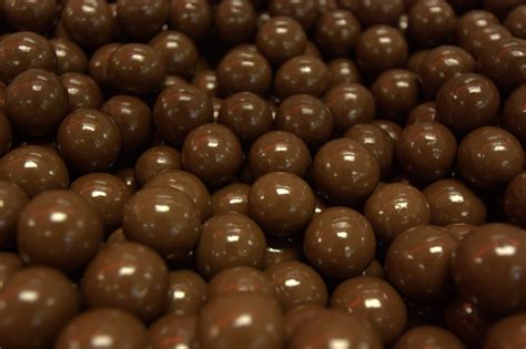 vision   present chocolate balls day