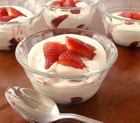 ideas  easy strawberry desserts cool whip  recipes ideas  collections
