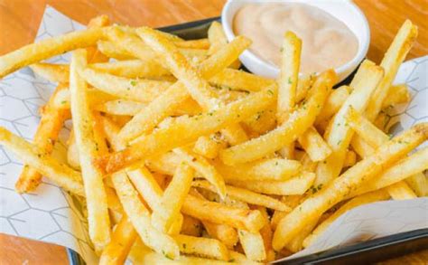 waspadai  bahaya konsumsi kentang goreng memicu penyakit jantung  kanker tribunmanadocoid