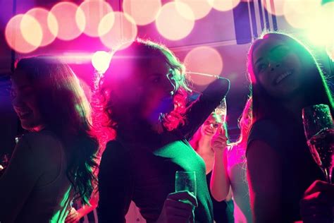 5 Reasons To Go Clubbing On Memorial Day Weekend