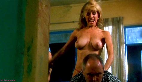 rosanna arquette nudes reveal her amazing breasts 97 pics
