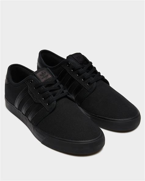 adidas seeley shoe black black surfstitch