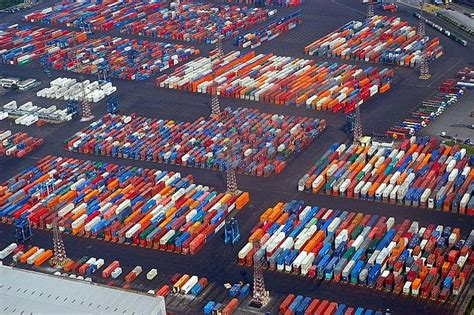 portcalls asia asian shipping  maritime news xiamen klang ports sign sister pact