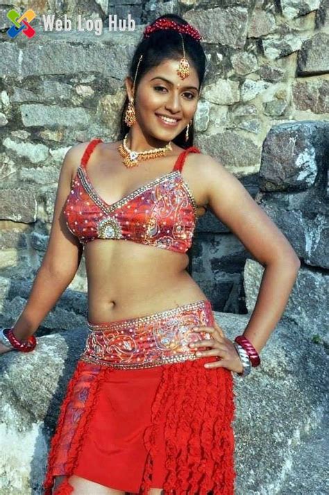 south indian actress anjali showing sexy navel and armpit in a tamil