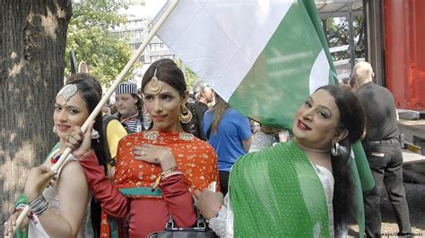 transgender rights pakistan s hijra hold their heads high qantara de