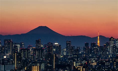 sunset  tokyo japan  stocksy contributor leslie taylor stocksy