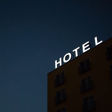 top  hotel booking websites     deal journo travel journal