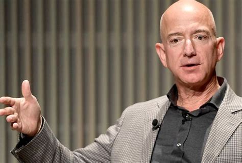 jeff bezos divorce drama and those awful sexts why we can t look away