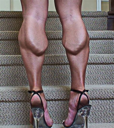 her calves muscle legs women shapely calves