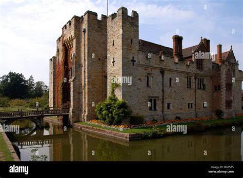 hever castle   moat   drawbridge hever county  kent england great britain europe