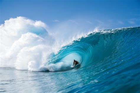 beautiful surf    surfer magazine