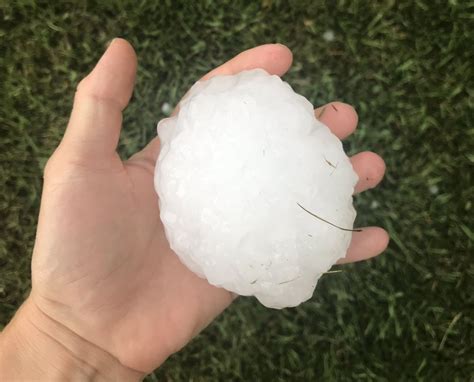 huge hail strikes minneapolis suburb    blue  washington