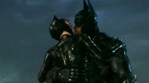 gamer s little playground watch batman and catwoman kiss after batman