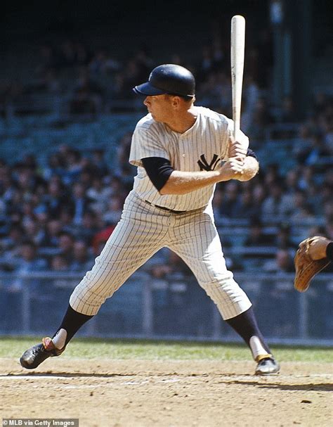 Mickey Mantle Was So Drunk He Threw Up While Performing