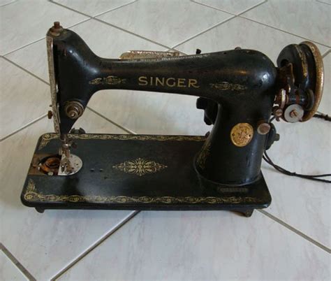 Vintage 1925 Singer Sewing Machine Model 66 For Rehab Or Parts